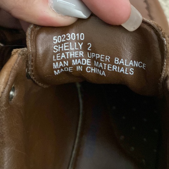 Dr Schools Shelly 2 - Picture 3 of 3